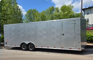 Enclosed Car Hauler/Cargo Trailer 26'